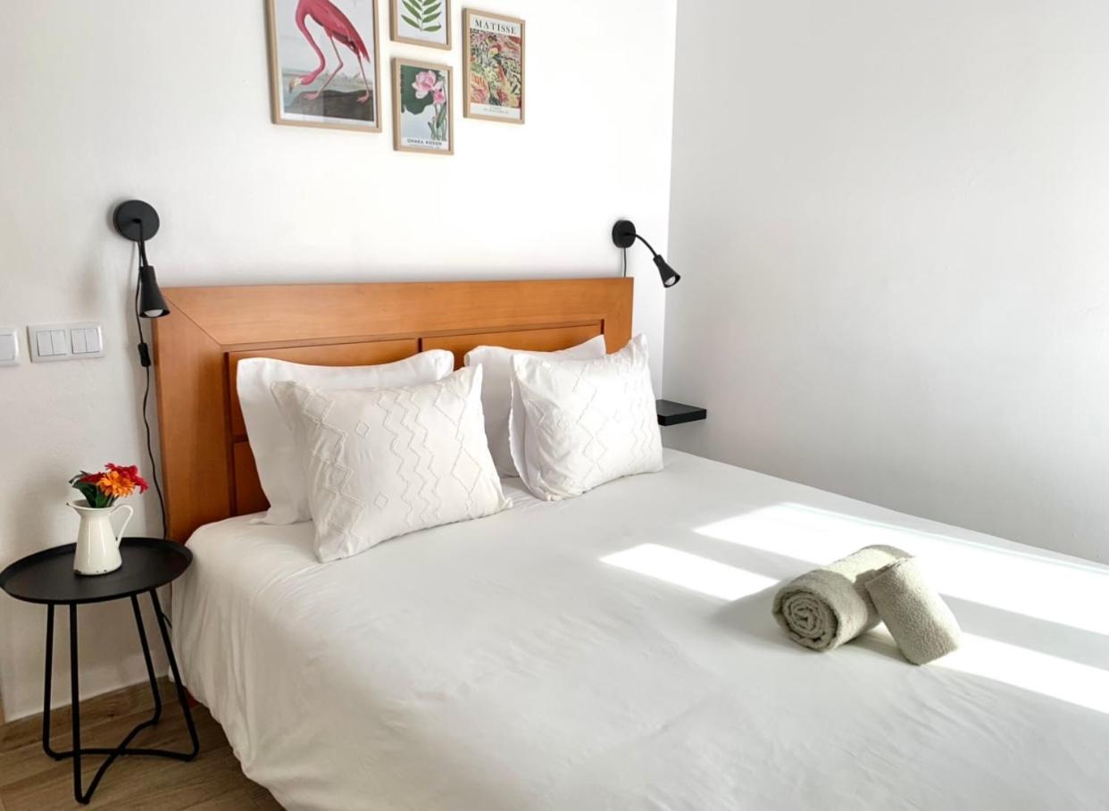 Bedrooms Ap Garden Lagos Exteriör bild